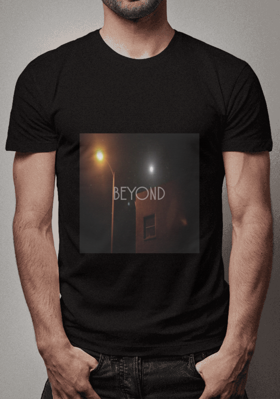 Beyond (Alem) Preto, cor única 