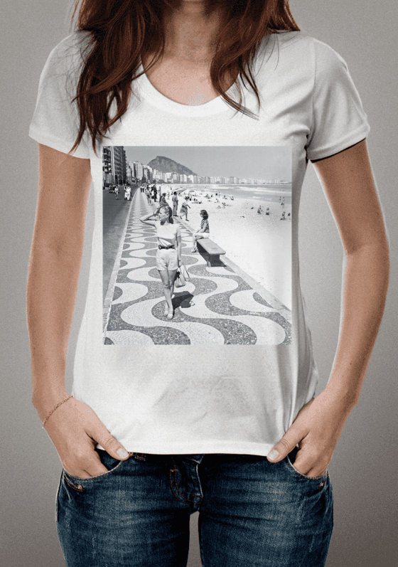 Nome do produto: Camiseta calçada de Copacabana