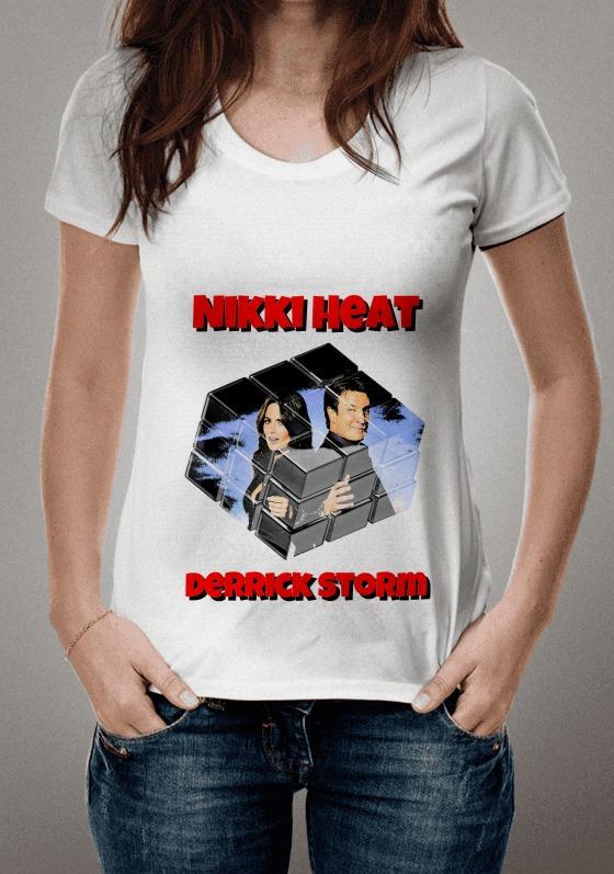 BABY LONG ESTONADA Camiseta Castle R$58,43 em Fanáticos