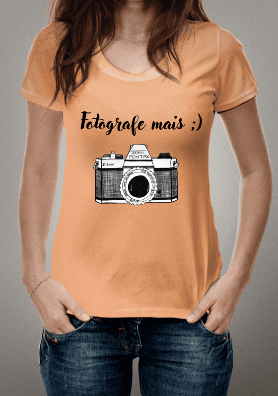 Nome do produto  camiseta com camera antiga