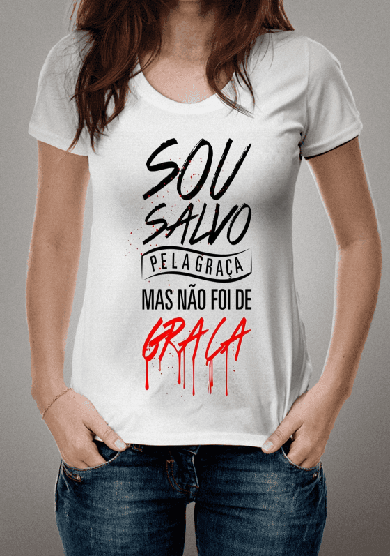 Nome do produto  Camiseta Evangélica Sou Salvo pela Graça mas não foi de graça