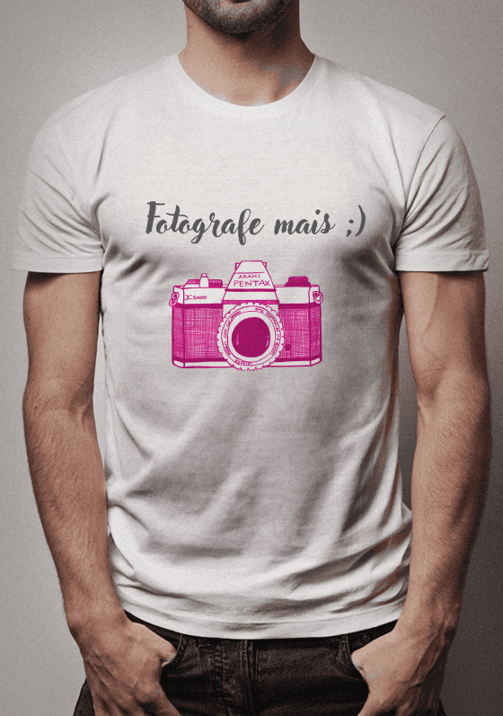 Nome do produto  camiseta fotógrafa com camera antiga