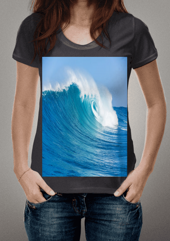 MAR AZUL COM ONDAS