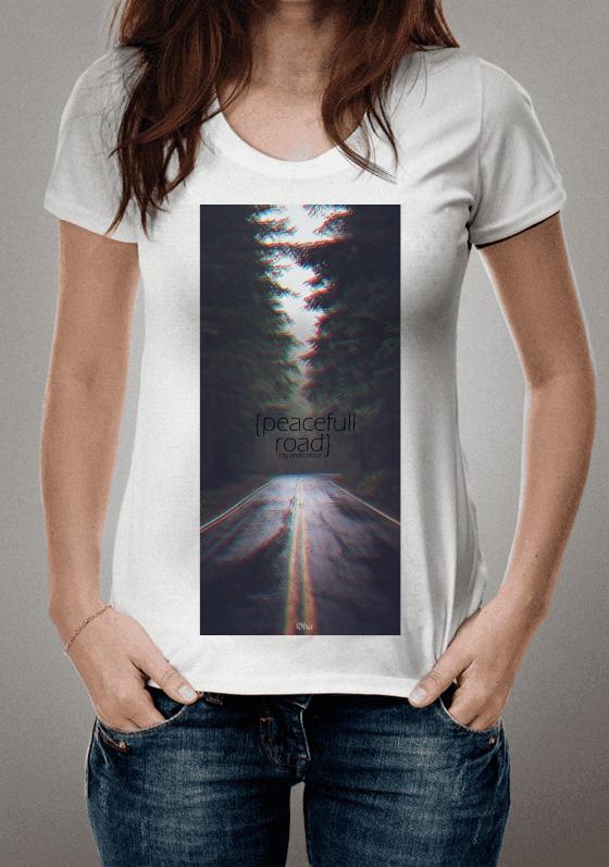 Nome do produto  T-Shirt "Peacefull road city and colour"