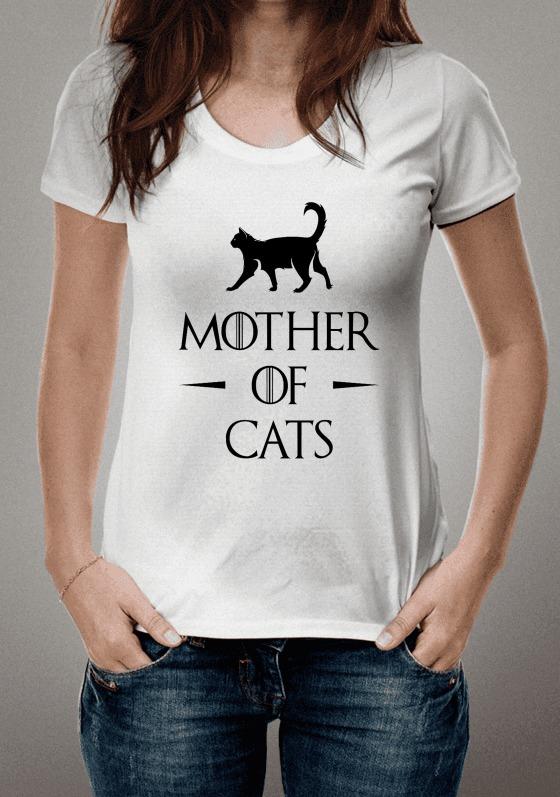 Nome do produto  T-Shirt Mother of Cats  GOT